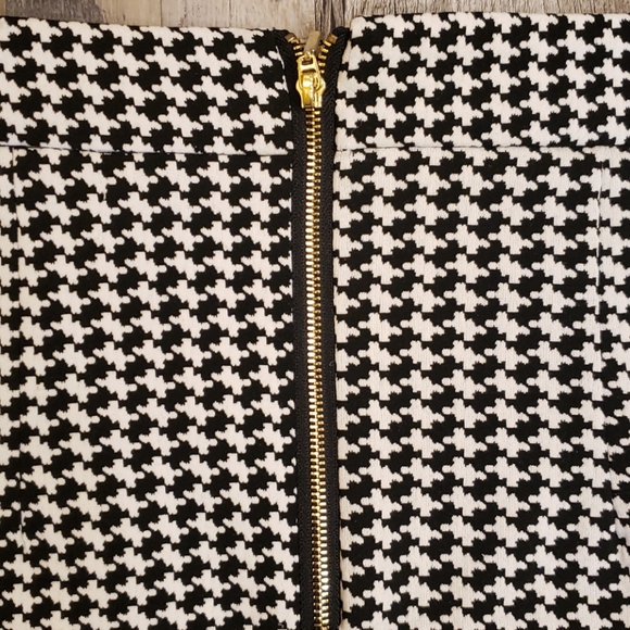 XOXO skirt - Picture 7 of 10